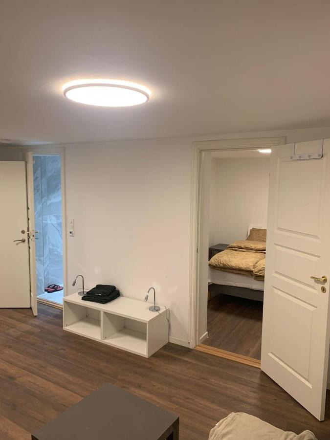 Beautiful 2 Rooms Apartment In Klofta,Near Oslo Airport& Oslo Екстериор снимка